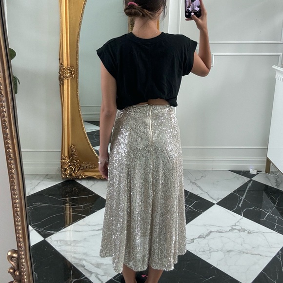 NWT H&M sequin maxi skirt - Picture 5 of 5